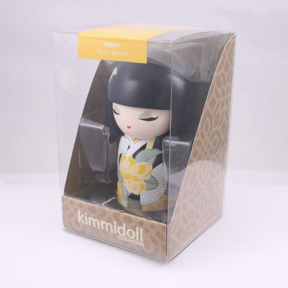 Kimmidoll Naomi ( L )